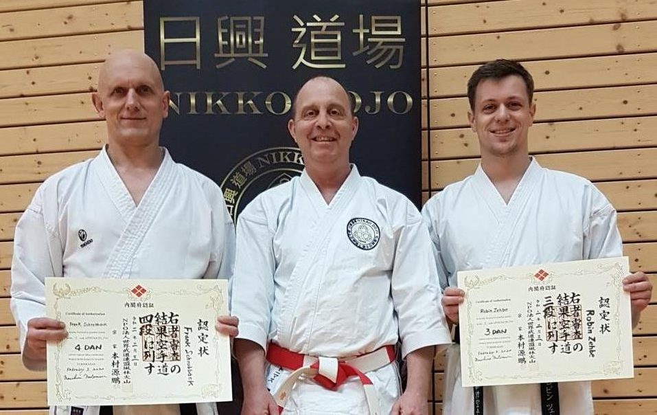 Dan-Eintragungen in Japan